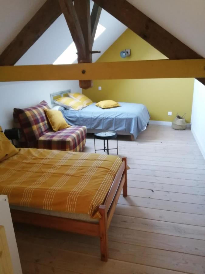 Au Repos Du Verger Couvrelles Esterno foto