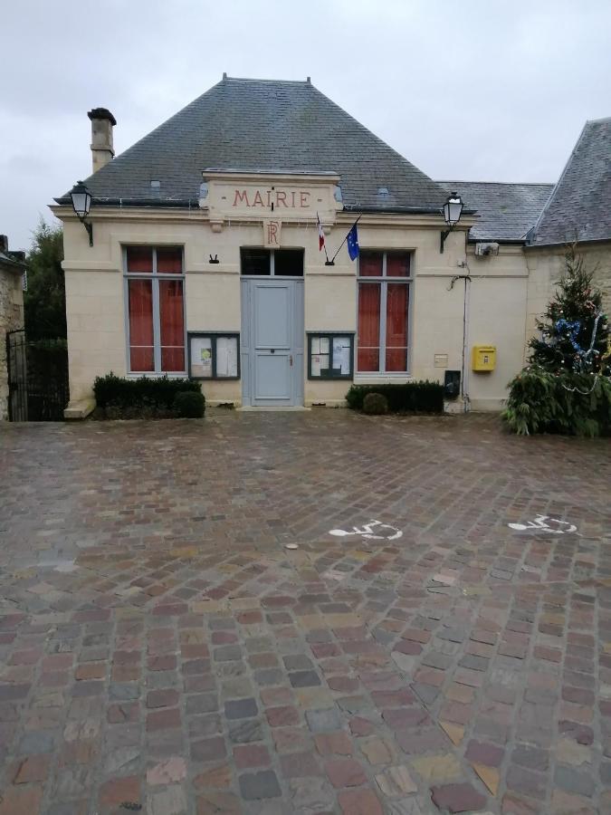 Au Repos Du Verger Couvrelles Esterno foto