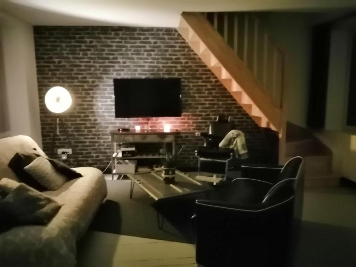 Au Repos Du Verger Couvrelles Esterno foto